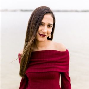 Meet your Posher, Ester